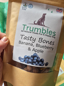 Tasty Banana, Apple & Blueberry Bones